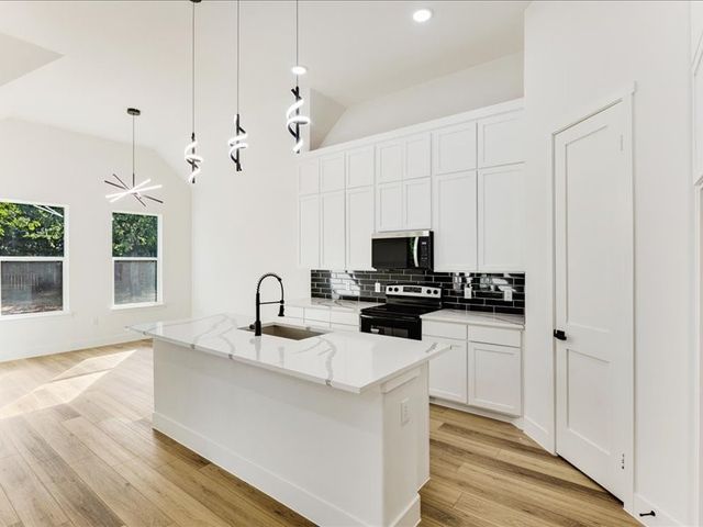 855 N Kaufman Street, Seagoville, TX 75159