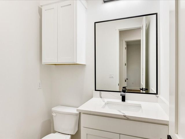 855 N Kaufman Street, Seagoville, TX 75159
