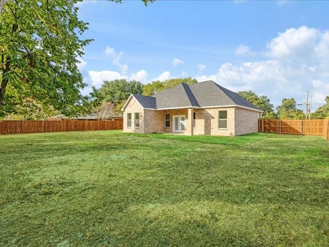 855 N Kaufman Street, Seagoville, TX 75159