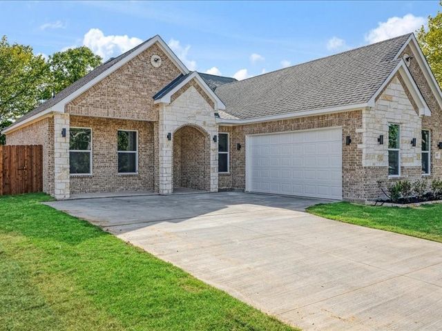 855 N Kaufman Street, Seagoville, TX 75159