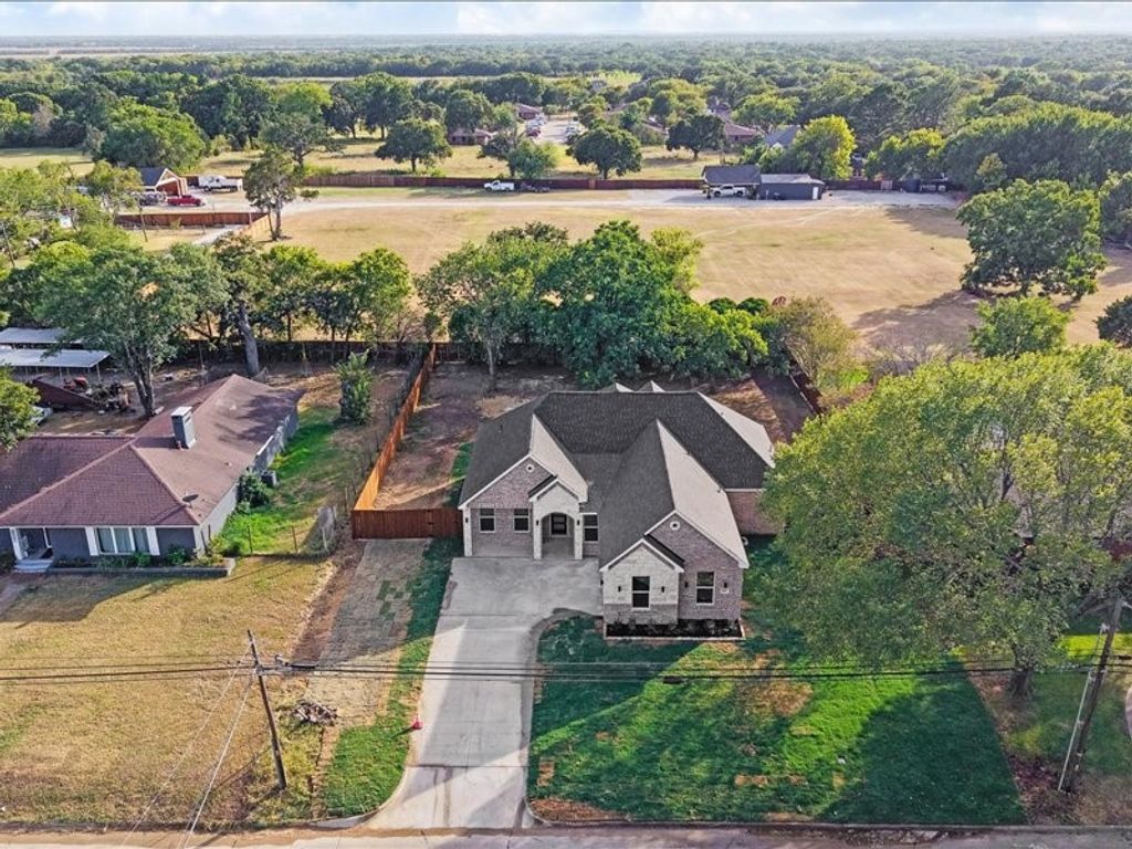 855 N Kaufman Street, Seagoville, TX 75159