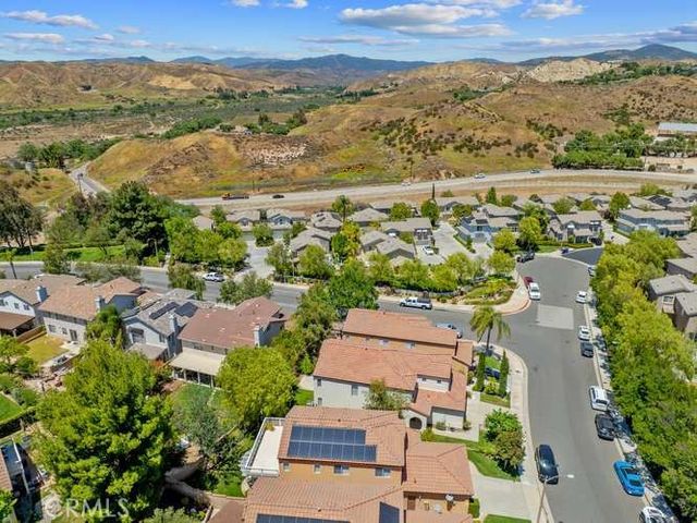 28441 Lobelia, Valencia, CA 91354