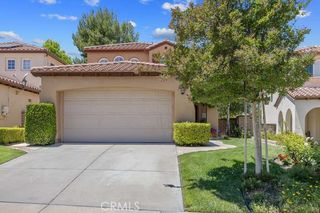 28441 Lobelia, Valencia, CA 91354