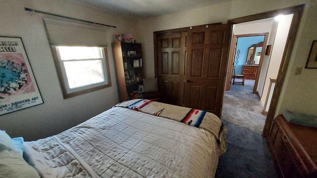 7808 W Plainsview DRIVE, Franklin, WI 53132