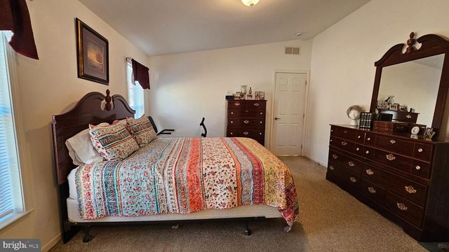 926 APPLEBERRY DR, Smyrna, DE 19977