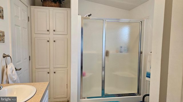 926 APPLEBERRY DR, Smyrna, DE 19977