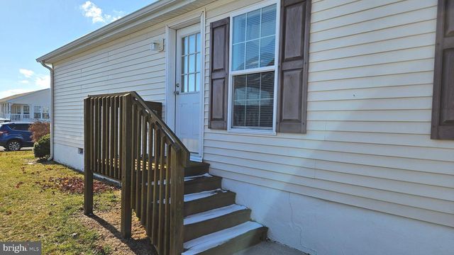 926 APPLEBERRY DR, Smyrna, DE 19977