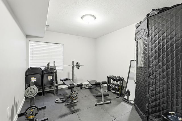 1416 W 600 S, Syracuse, UT 84075