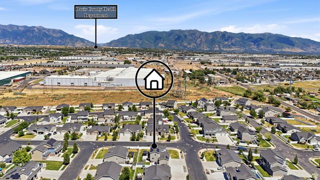1416 W 600 S, Syracuse, UT 84075