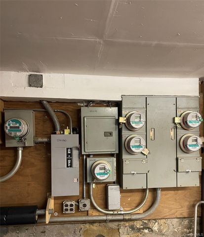 1538 Gates Avenue, Brooklyn, NY 11237