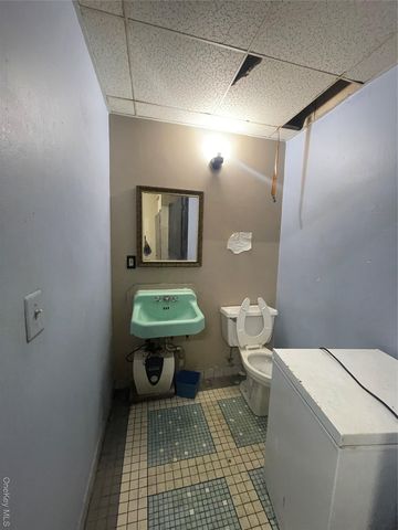 1538 Gates Avenue, Brooklyn, NY 11237