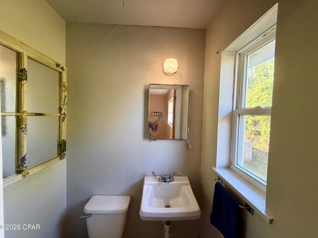 2957 Park Street, Marianna, FL 32446