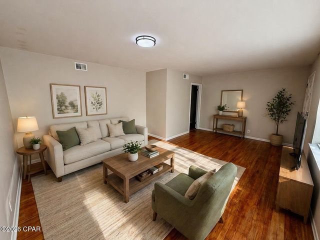 2957 Park Street, Marianna, FL 32446