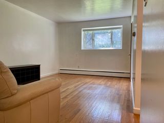 76 Euston Rd 4A, Boston, MA 02135