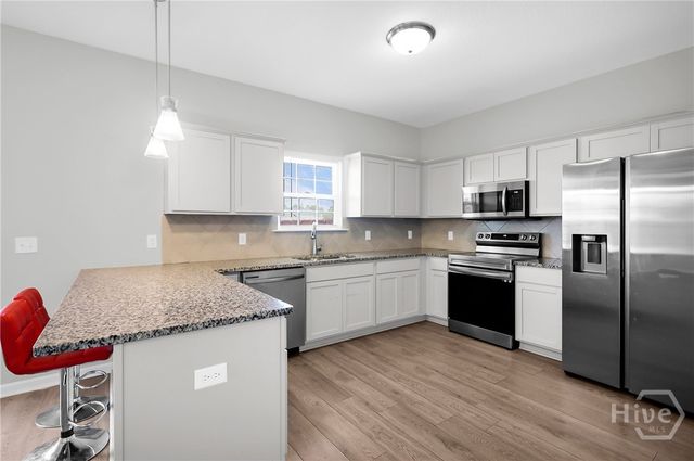 19 Quarter Horse Run NE, Ludowici, GA 31316