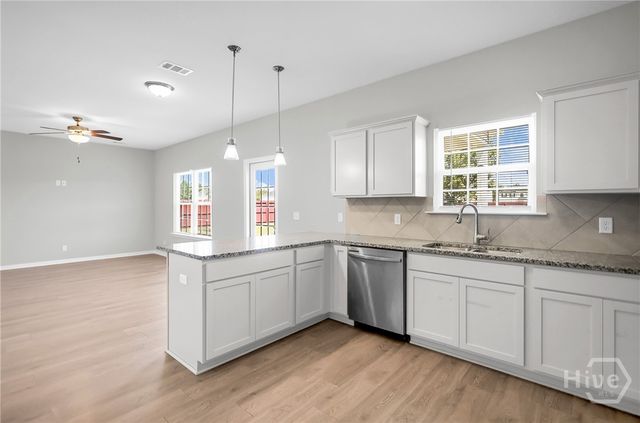 19 Quarter Horse Run NE, Ludowici, GA 31316