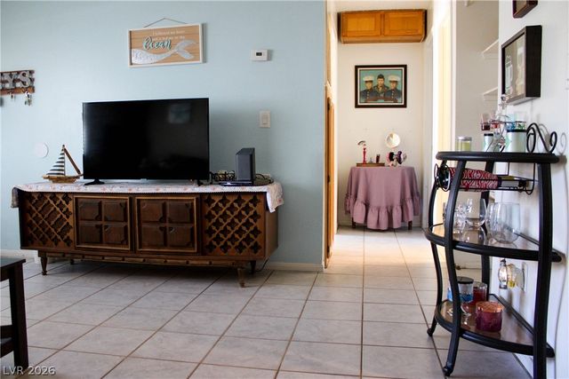 2121 Twickenham Place B, Las Vegas, NV 89108