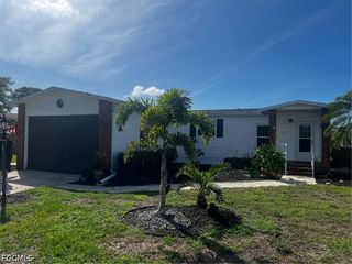 19795 Frenchmans CT, North Fort Myers, FL 33903
