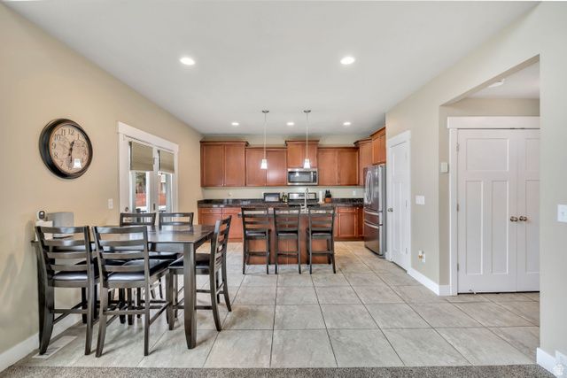 6663 S PLUMROSE WAY, Salt Lake City, UT 84123