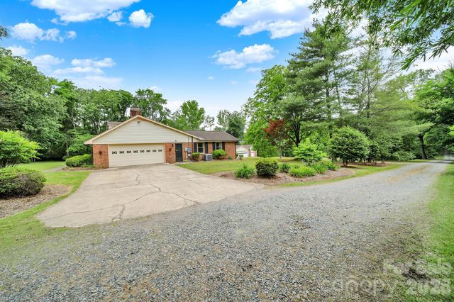 5913 Tom Query Road, Charlotte, NC 28213