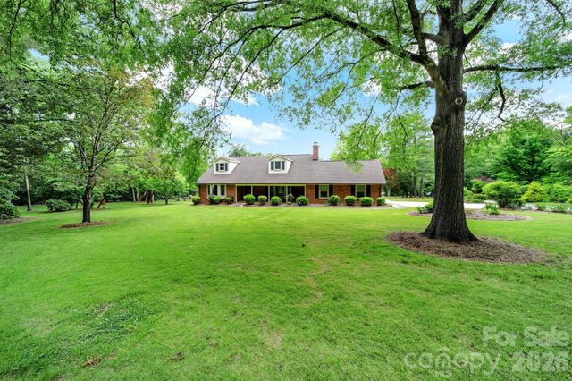 5913 Tom Query Road, Charlotte, NC 28213