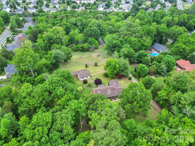5913 Tom Query Road, Charlotte, NC 28213