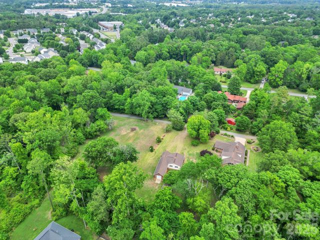 5913 Tom Query Road, Charlotte, NC 28213