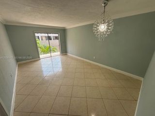 1055 W 77th Street 309, Hialeah, FL 33014