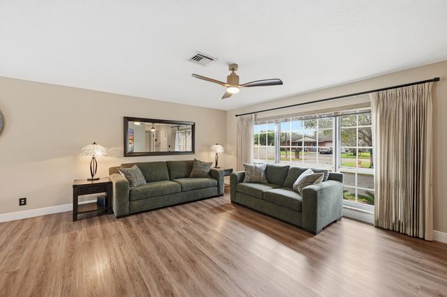 8611 NW 29th Drive, Coral Springs, FL 33065