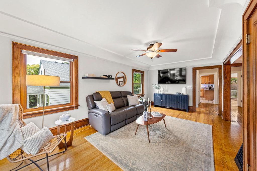 4505 S Jasper AVENUE, Milwaukee, WI 53207