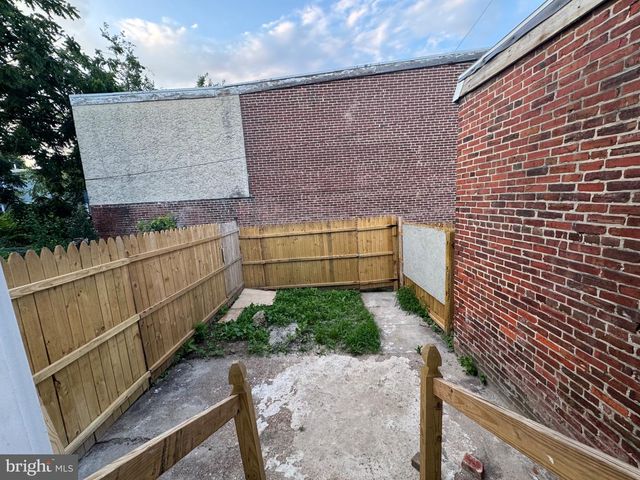 739 E 10TH ST, Wilmington, DE 19801