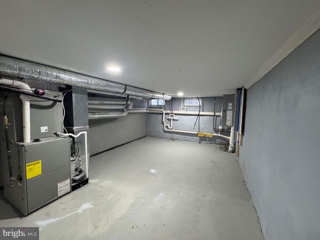 739 E 10TH ST, Wilmington, DE 19801