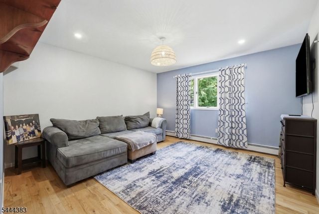 35 Milton Rd, Sparta Twp., NJ 07871