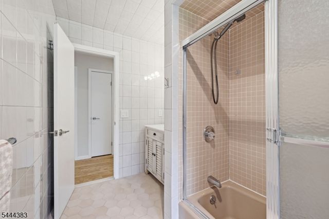 35 Milton Rd, Sparta Twp., NJ 07871