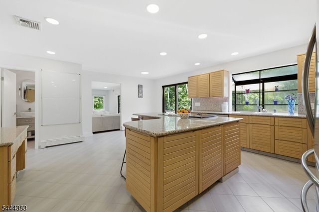 35 Milton Rd, Sparta Twp., NJ 07871