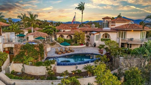 4652 Resmar Road, La Mesa, CA 91941