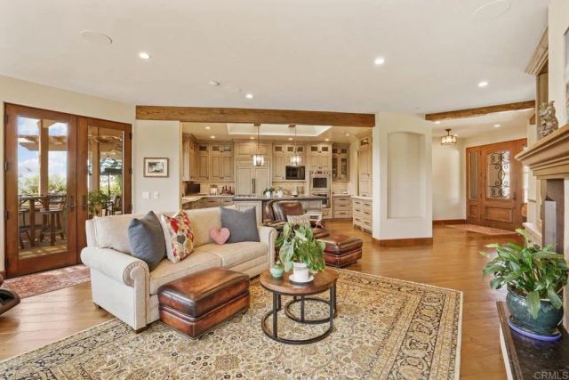 4652 Resmar Road, La Mesa, CA 91941