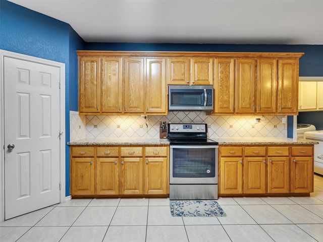 20726 Squaw Valley Trail, Crosby, TX 77532