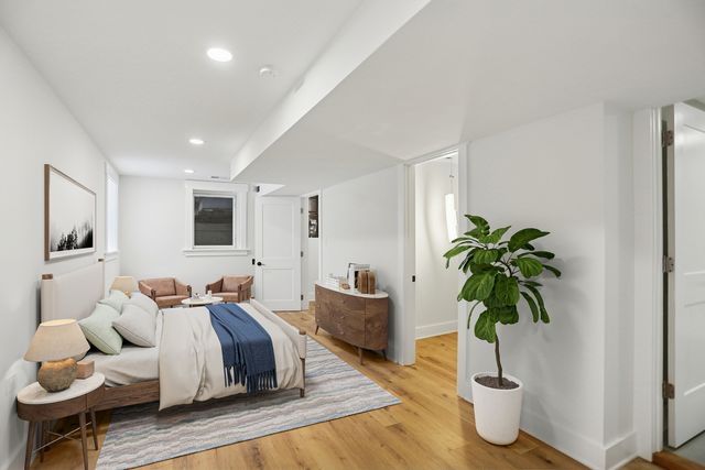 7435 S Kimbark Avenue, Chicago, IL 60619