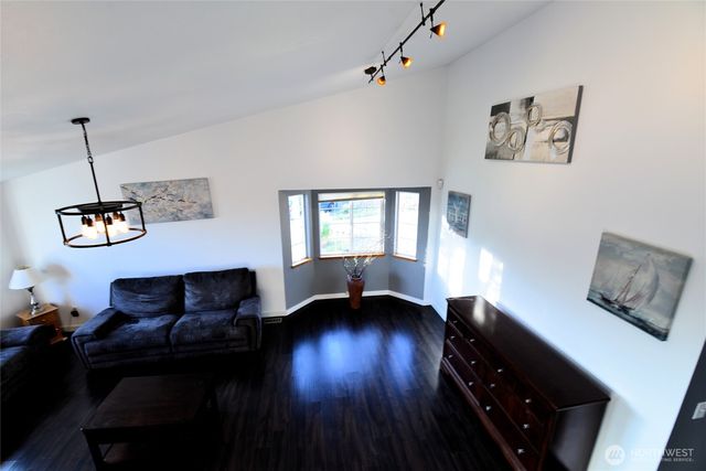 8115 77th Avenue NE, Marysville, WA 98270