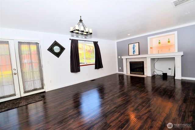 8115 77th Avenue NE, Marysville, WA 98270