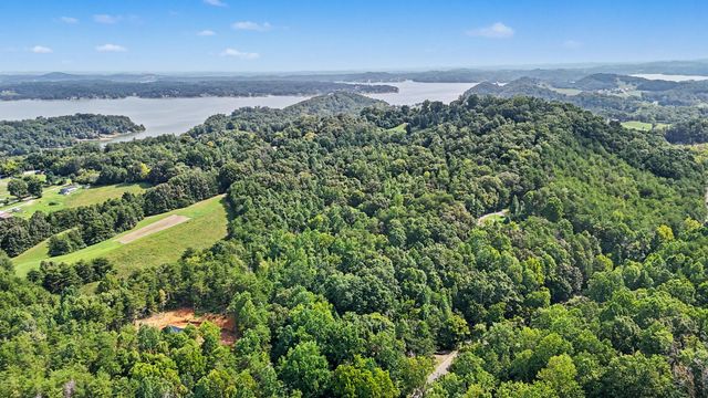 1570 Sandy Ridge Rd, Dandridge, TN 37725