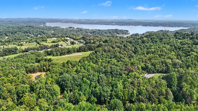 1570 Sandy Ridge Rd, Dandridge, TN 37725