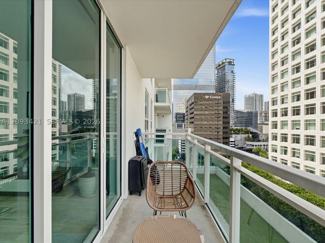 950 Brickell Bay Dr 1208, Miami, FL 33131