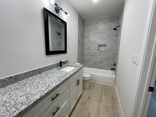 4441 Wayside Avenue, Fort Worth, TX 76115