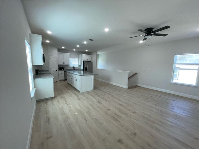 4441 Wayside Avenue, Fort Worth, TX 76115