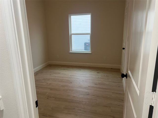 4441 Wayside Avenue, Fort Worth, TX 76115