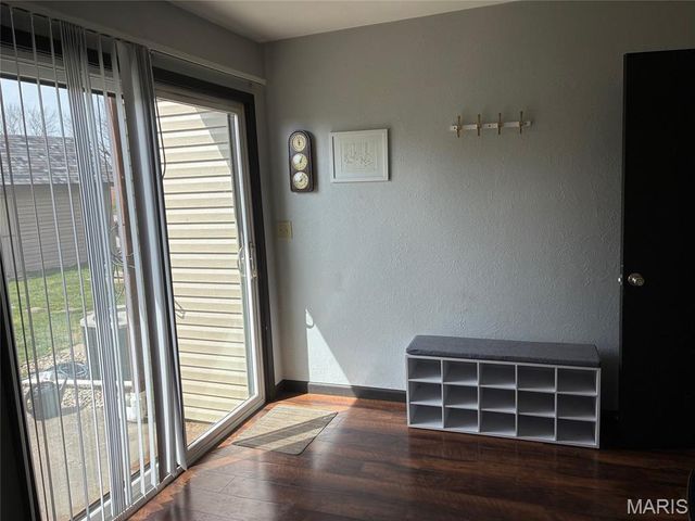 405 Ponderosa Avenue 4, O'fallon, IL 62269