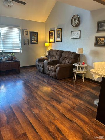 405 Ponderosa Avenue 4, O'fallon, IL 62269