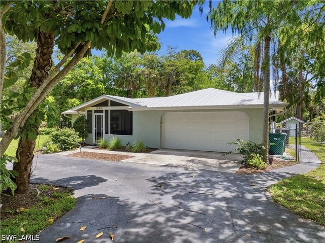 1840 23rd ST SW, Naples, FL 34117